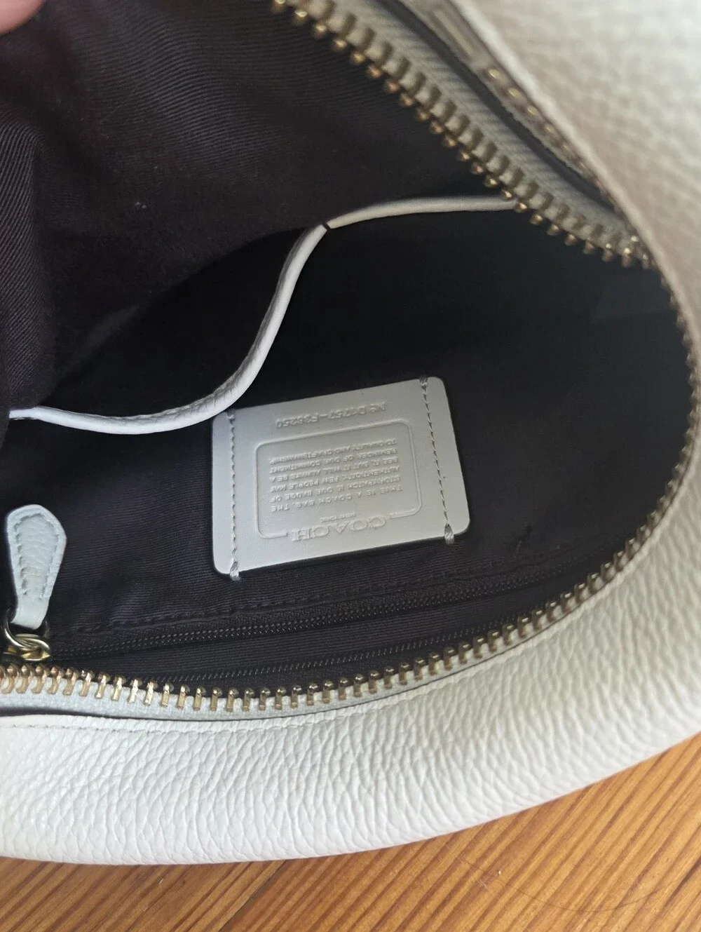 Coach Purse 👜 - Picture 3 of 5
